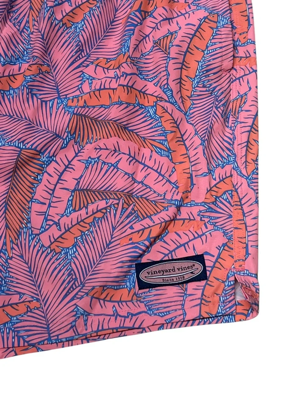 Vineyard Vines island palms Chappy swim trunks 7” inseam coral blue preppy